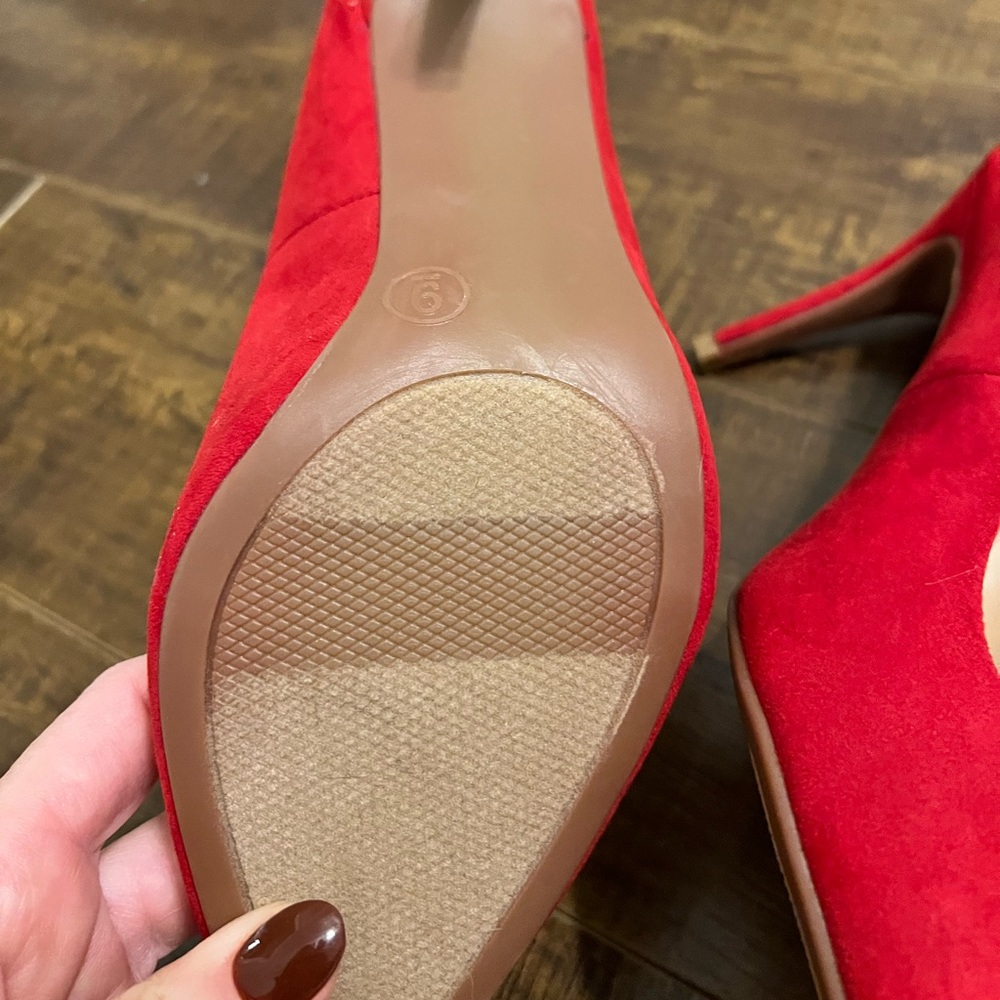 NWOT red suede pointed toe pumps prom - Picture 4 of 7